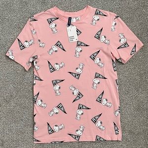 Peanuts Snoopy H&M Mens Pink All Over Print T-Shirt